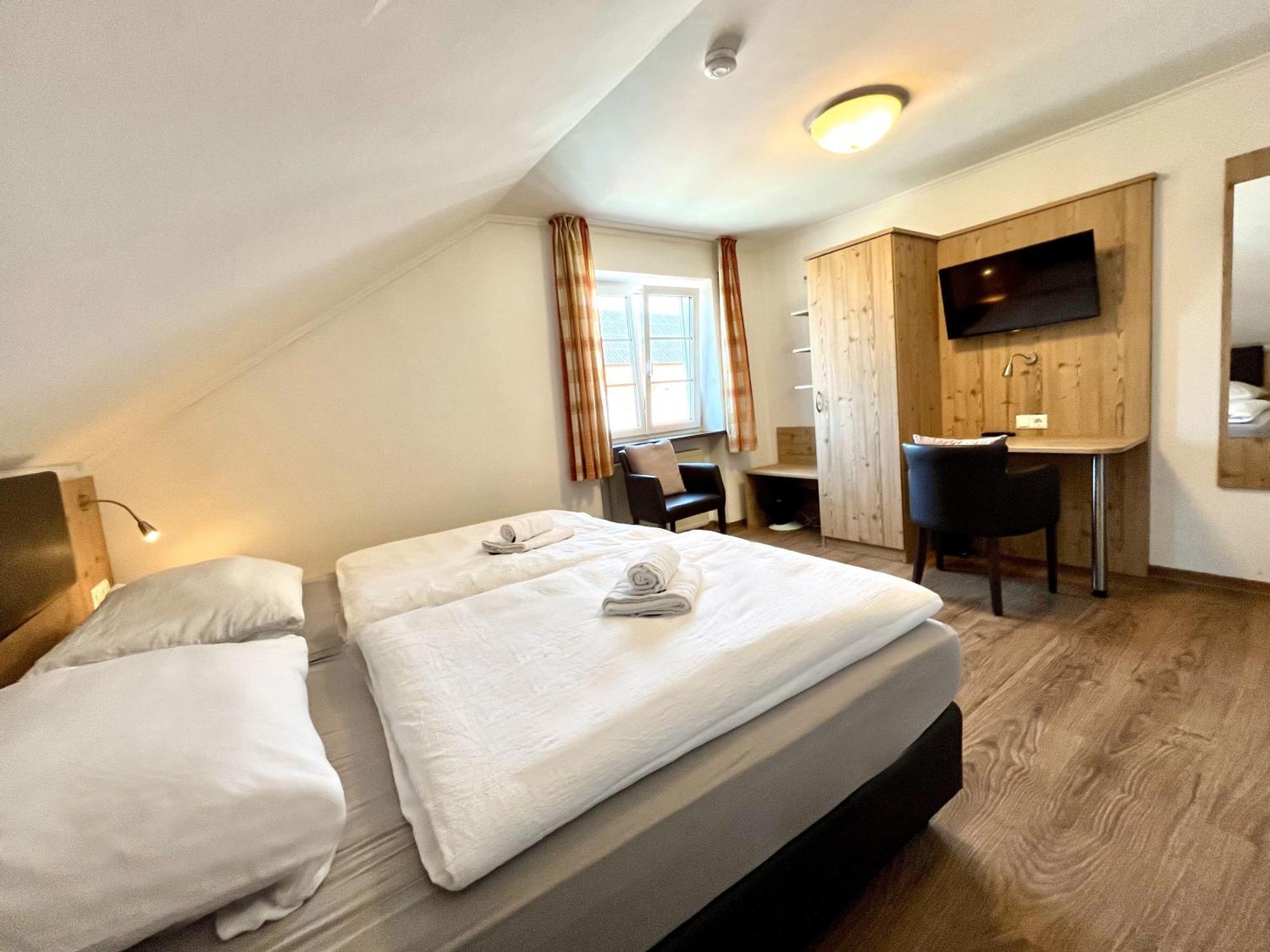 Gastwirtschaft & Hotel Doll Markt Indersdorf 部屋 写真
