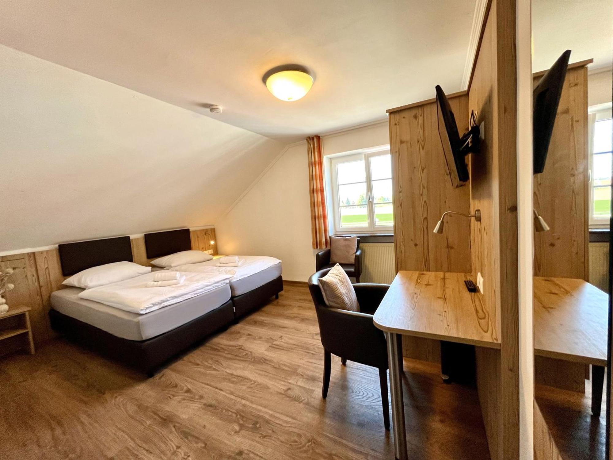 Gastwirtschaft & Hotel Doll Markt Indersdorf 部屋 写真
